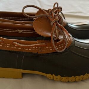 LL BEAN ankle boots sz 9